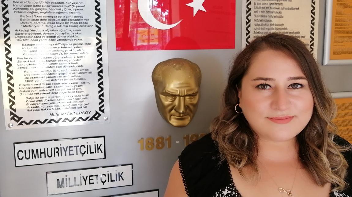 DEMET ÇİÇEK GÖKSU - 2/A SINIF ÖĞRETMENİ